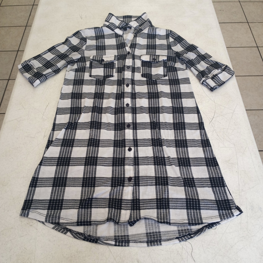 Love J Flannel Midway Button-Down Shirt (Black & White)